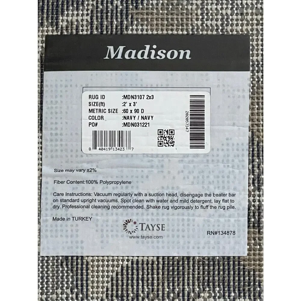 Beautiful Madison Navy Area Rug 2’ x 3’